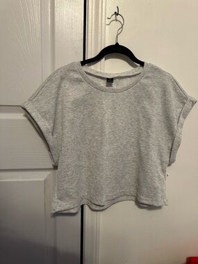SHEIN Light Gray Cropped Boxy Crewneck Top